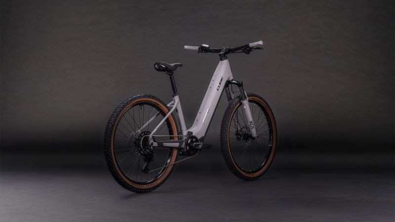 Cube Reaction Hybrid Performance 600 plumgrey´n´black Easy Entry – Bild 7
