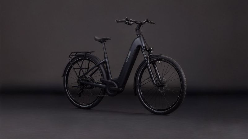 Cube Touring Hybrid ONE 600 coal´n´chrome Easy Entry – Bild 7